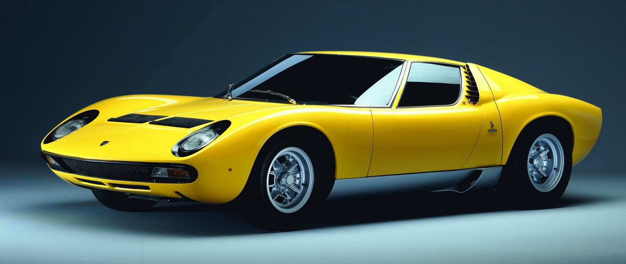 la historia del Lamborghini Miura 