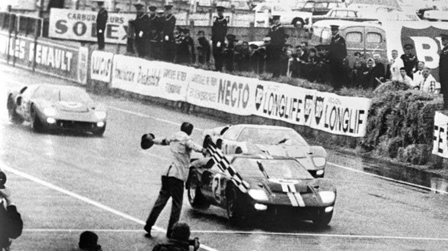 llegada Le Mans Ford GT 40
