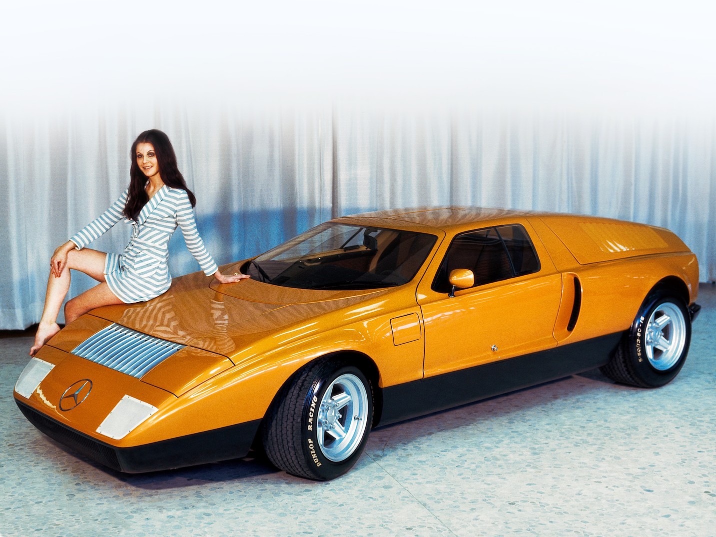 Mercedes-Benz C111Concept (Alas de Gaviota)