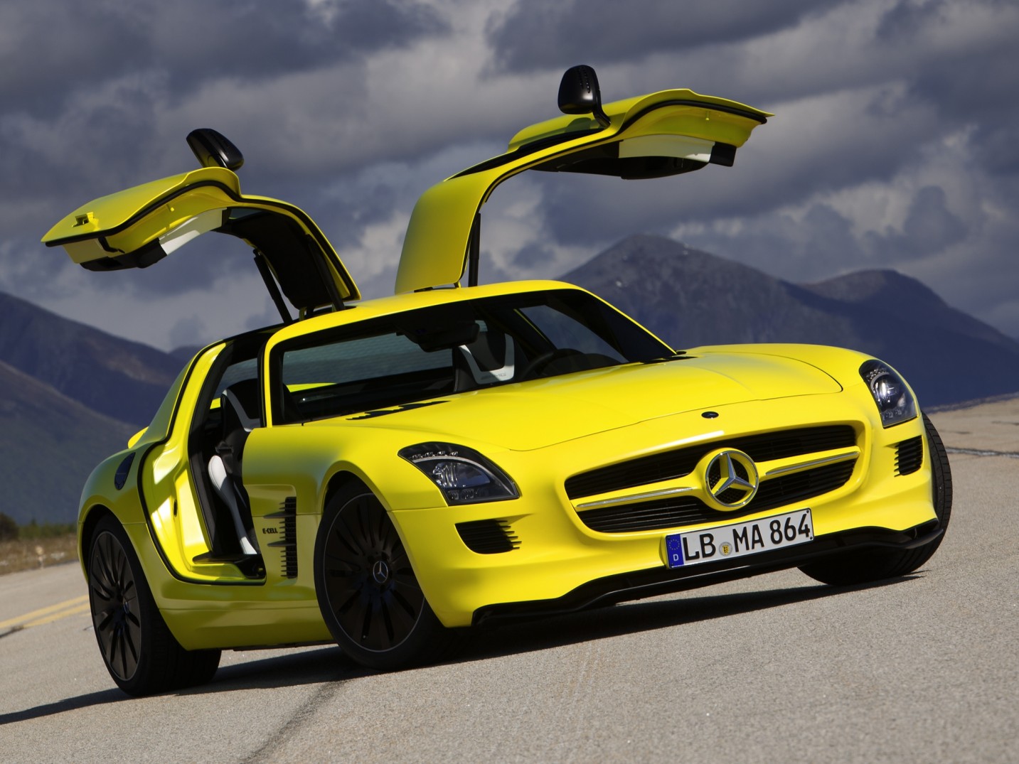 Mercedes-Benz SLS 63 AMG E-cell_Prototype Alas de Gaviota