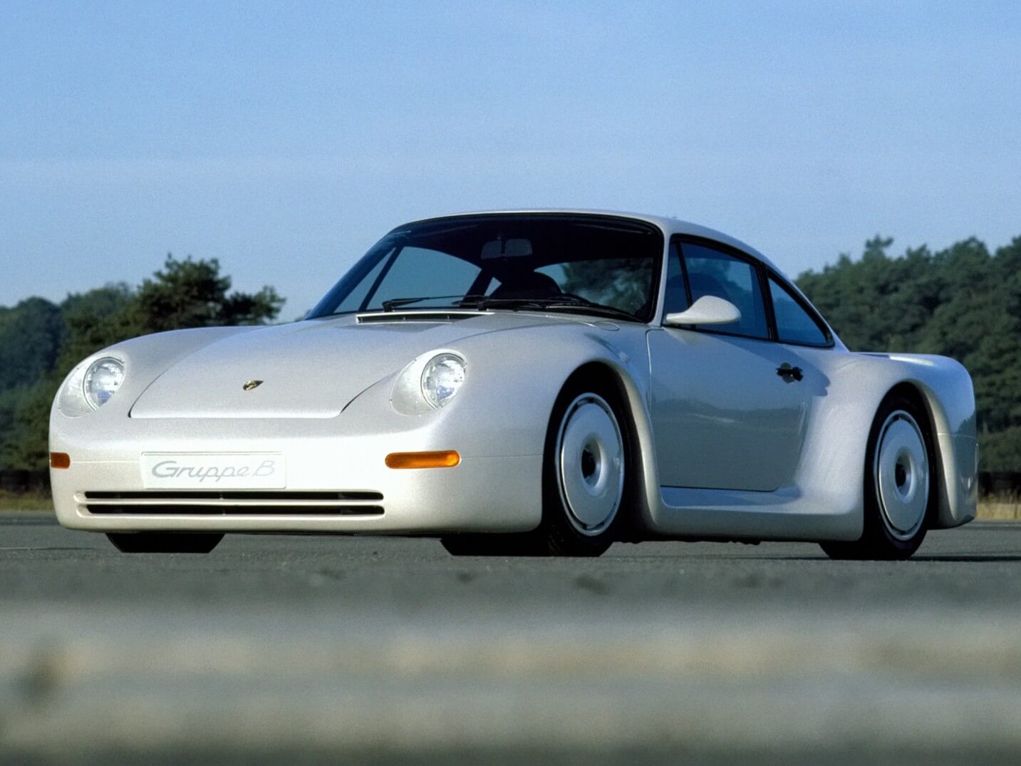 El Porsche 959 contó con un prototipo previo a su lanzamiento