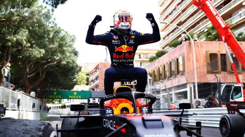 Verstappen-Red-Bull-F1-2021