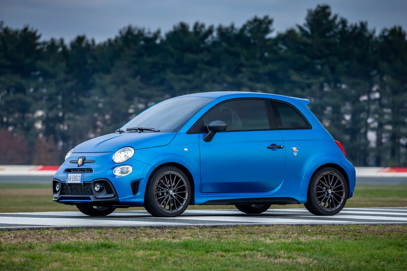 Abarth 595 lateral