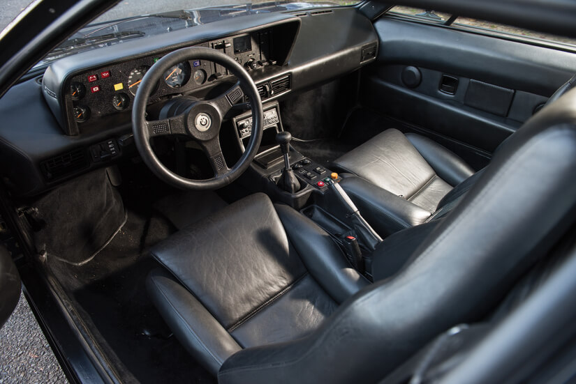 BMW M1 interior