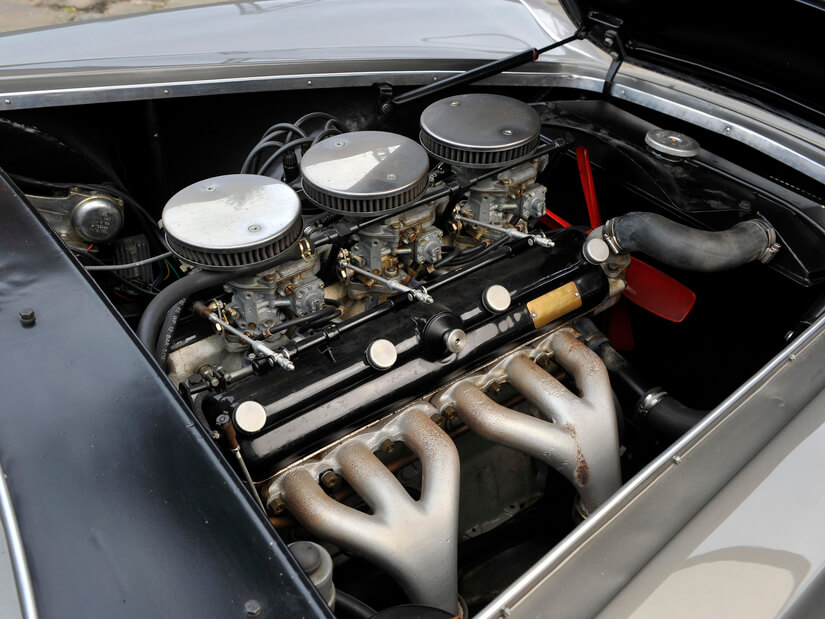 Bristol 406 Zagato motor