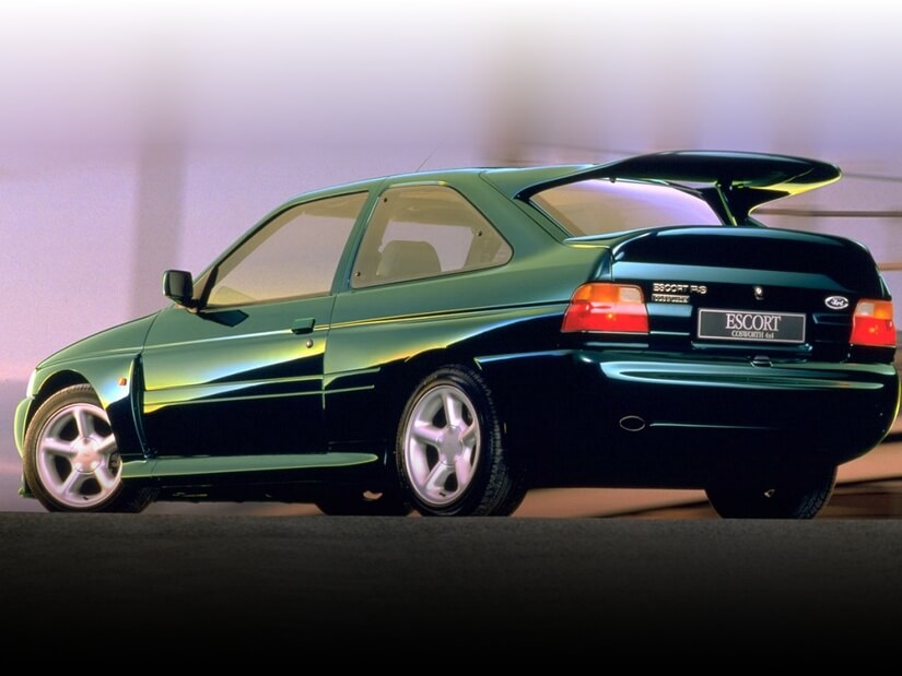 Ford Escort RS Cosworth verde