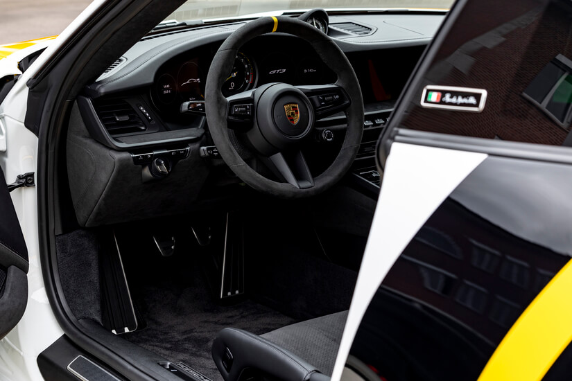 Porsche 911 GT3 interior