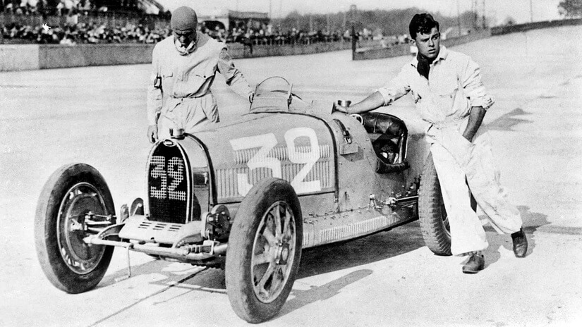 Bugatti foto antigua