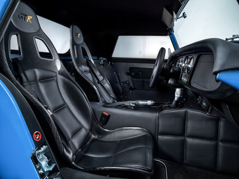 Morgan Plus 8 GTR interior