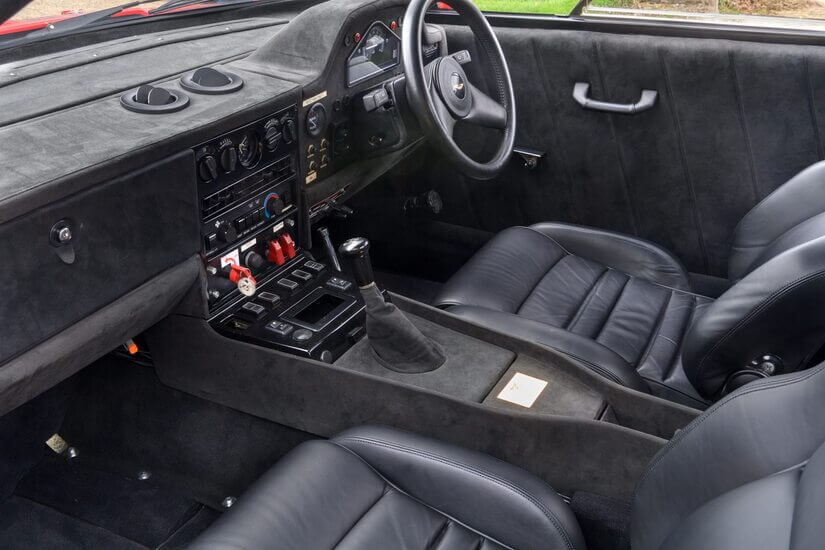 Aston Martin V8 Vantage Zagato interior