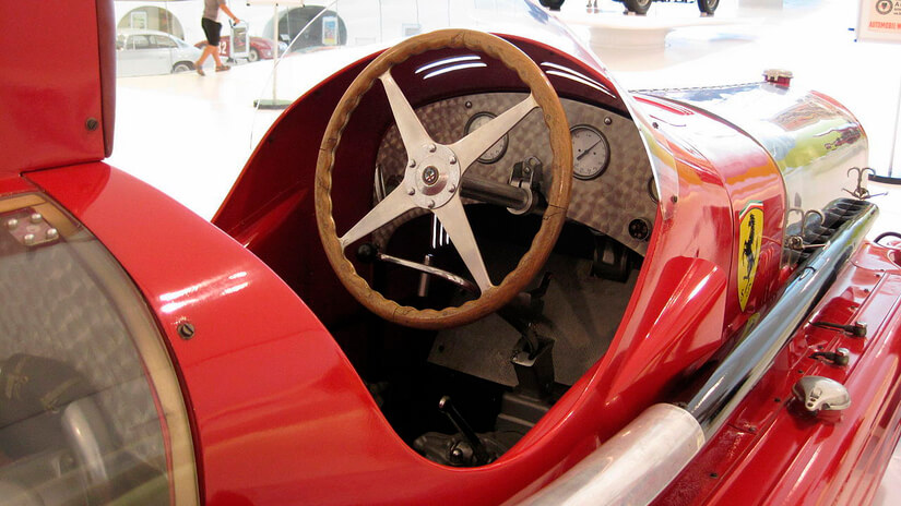 Alfa Romeo 16C Bimotore interior