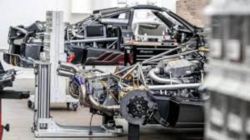 Pagani Huayra R motor