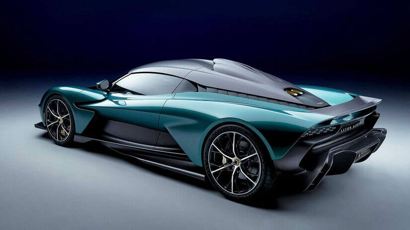 Aston Martin Valhalla perfil