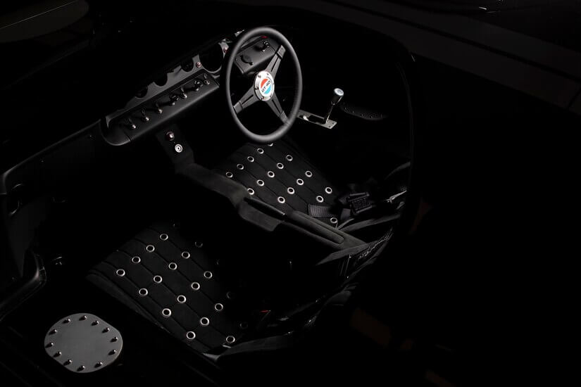 Everatti Ford GT40 interior