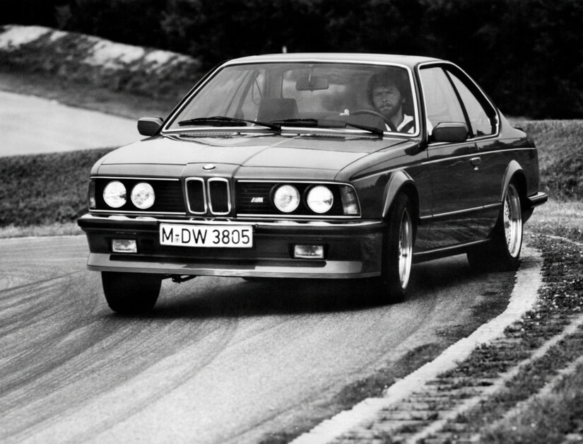 BMW M635 CSI en curva