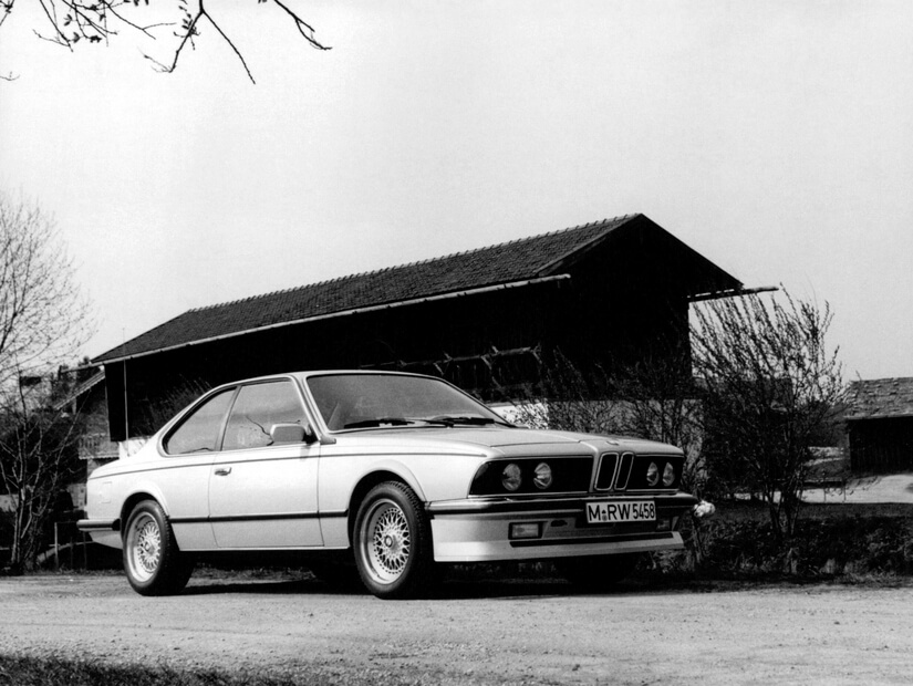 BMW M635 CSI de lado