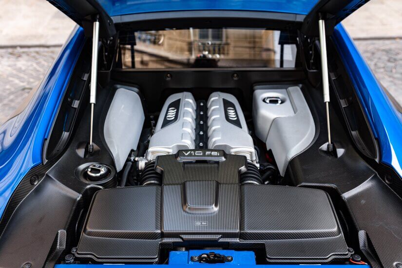 Audi R8 motor