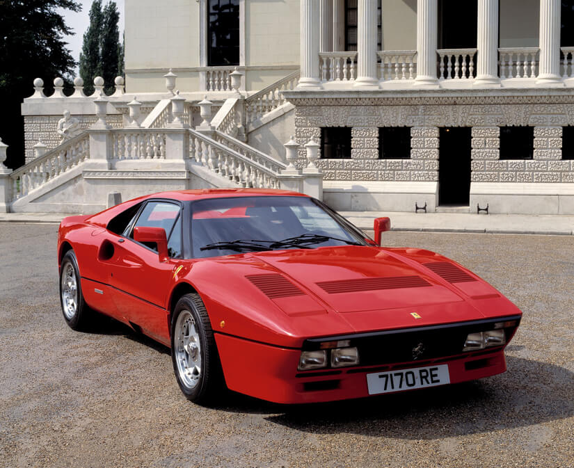 Ferrari GTO de lado