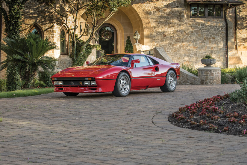 Ferrari GTO en curva